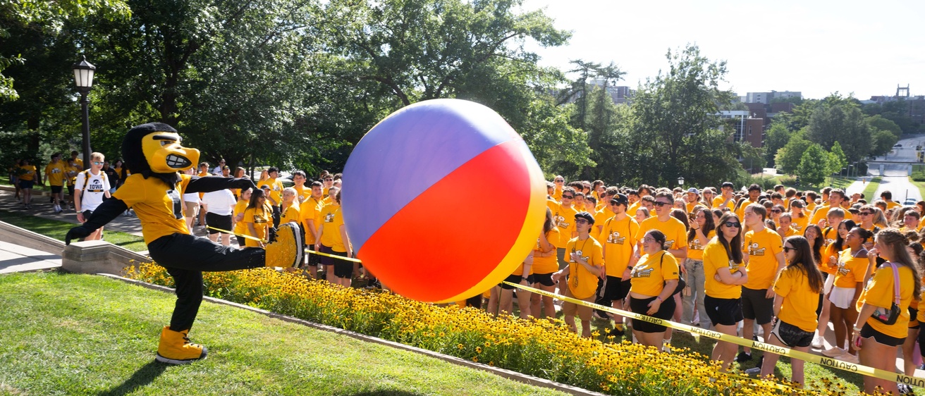 University of Iowa Welcomes Students for Fall 2025 Semester Festivities