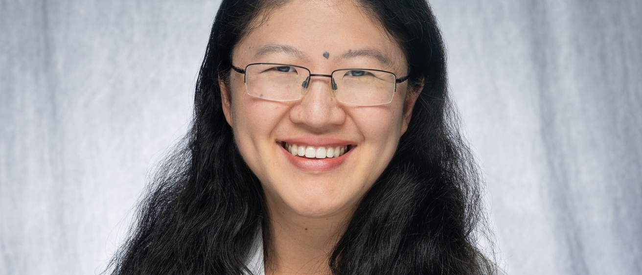 Susan Shen Earns Avenir Award as First UI Female Psychiatrist Recipient