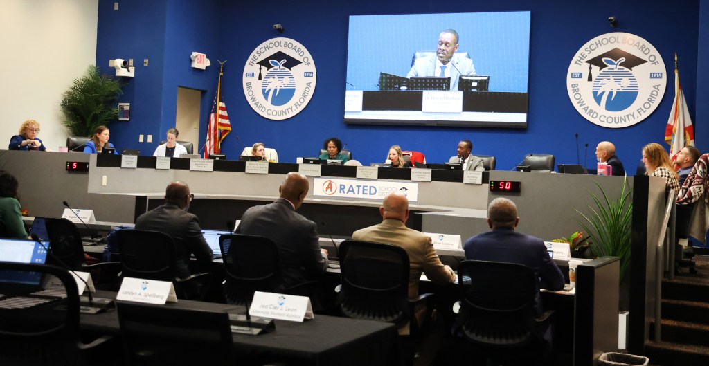 Broward Schools Halt Bonuses for Top Administrators Amid Controversy