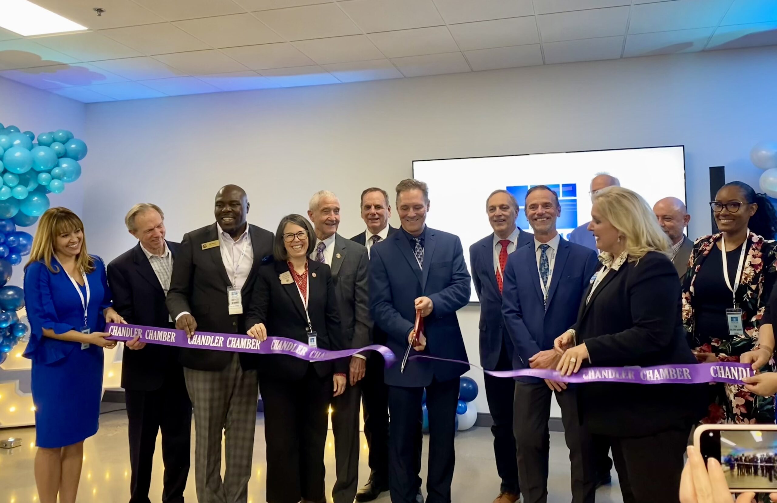 Saras Micro Devices opens new HQ and facility in Chandler, Arizona
