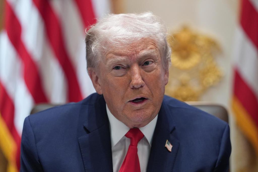 Trump Threatens 50% Tariff on Canadian Aircraft Amid Trade Feud