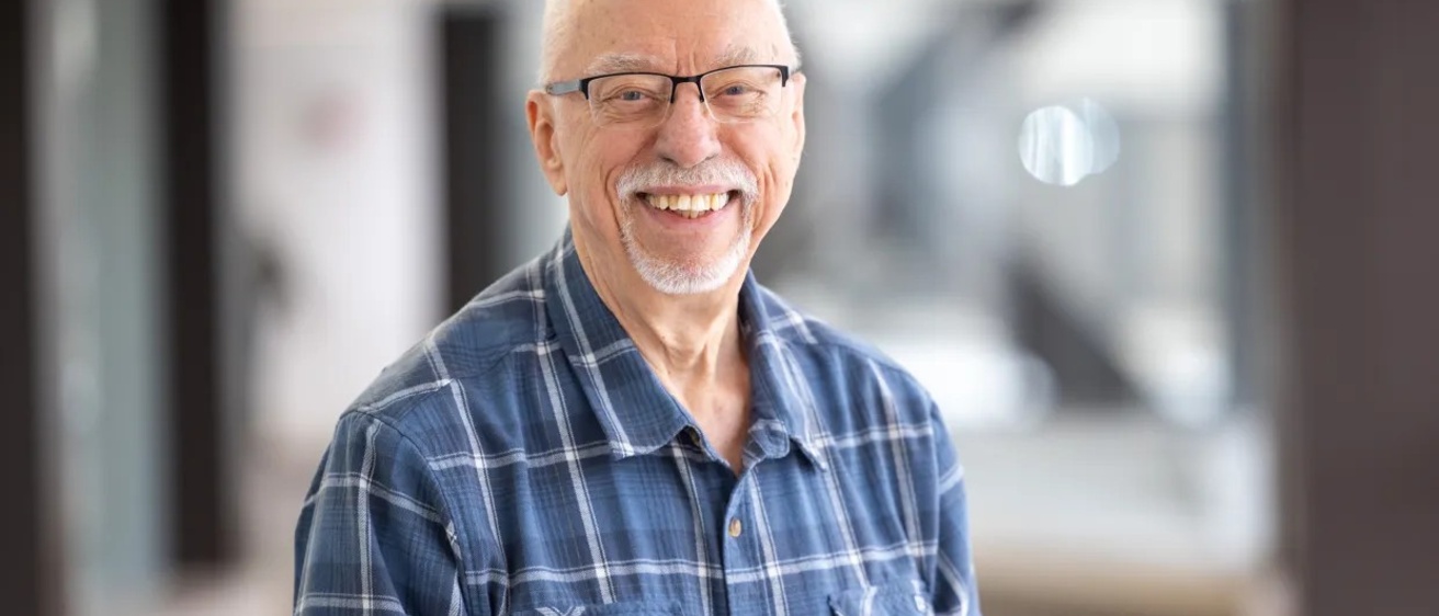 Vitamin C Research Aids Professor’s Own Cancer Treatment Journey