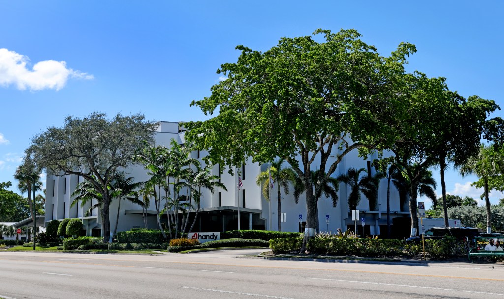 Broward School Board Settles Costly Lease Dispute for 0,000