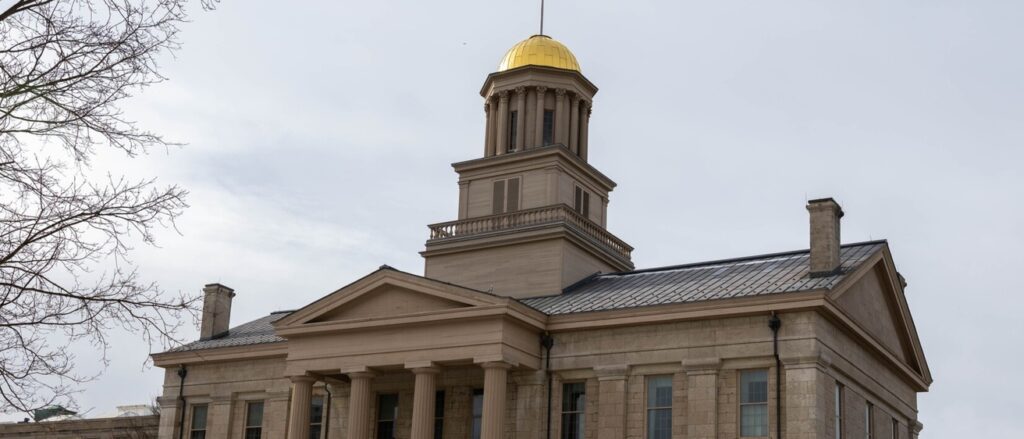Iowa Board of Regents Honors Six Exceptional University of Iowa Faculty