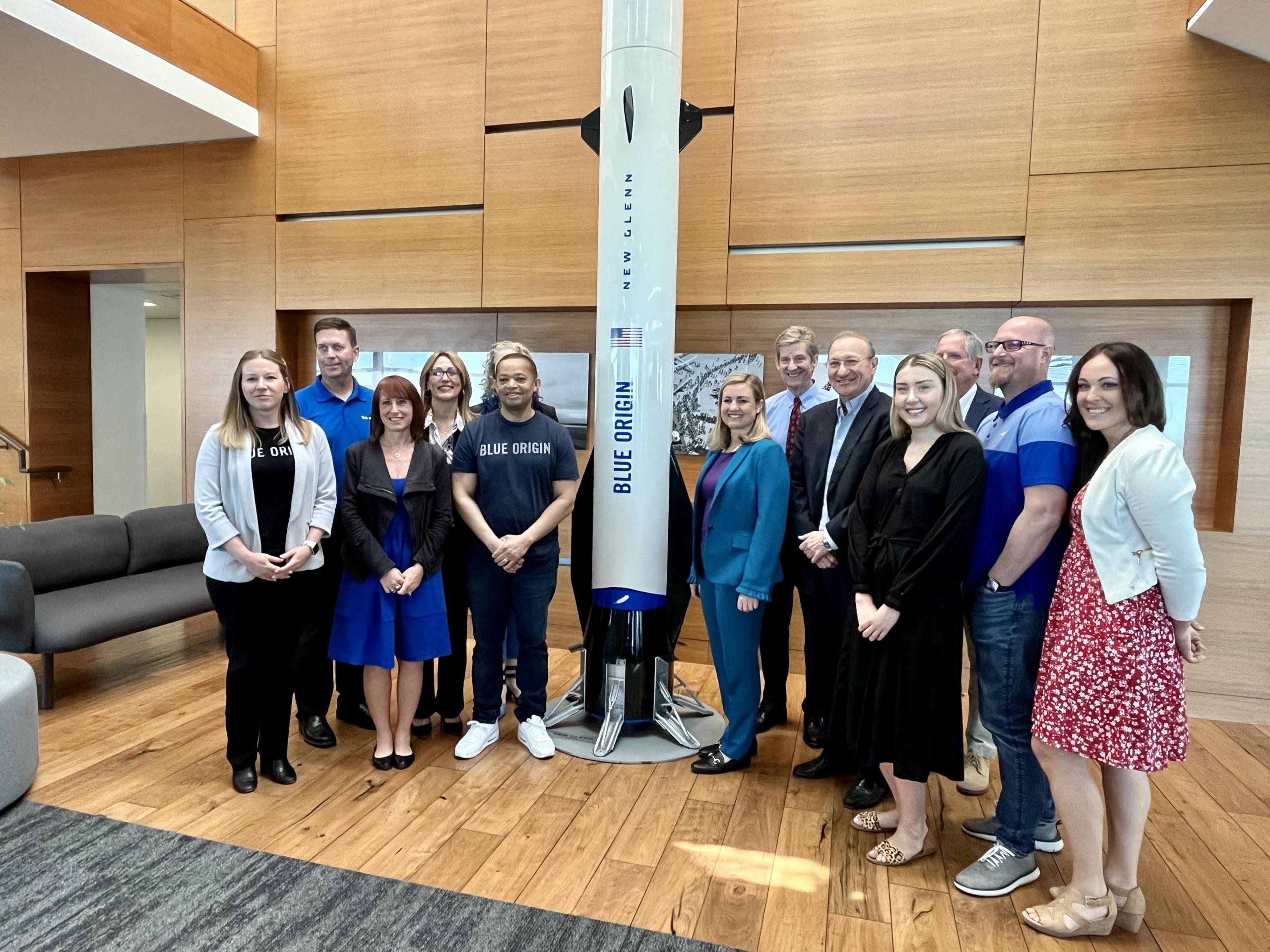 Blue Origin opens new Phoenix office, creating hundreds of aerospace jobs