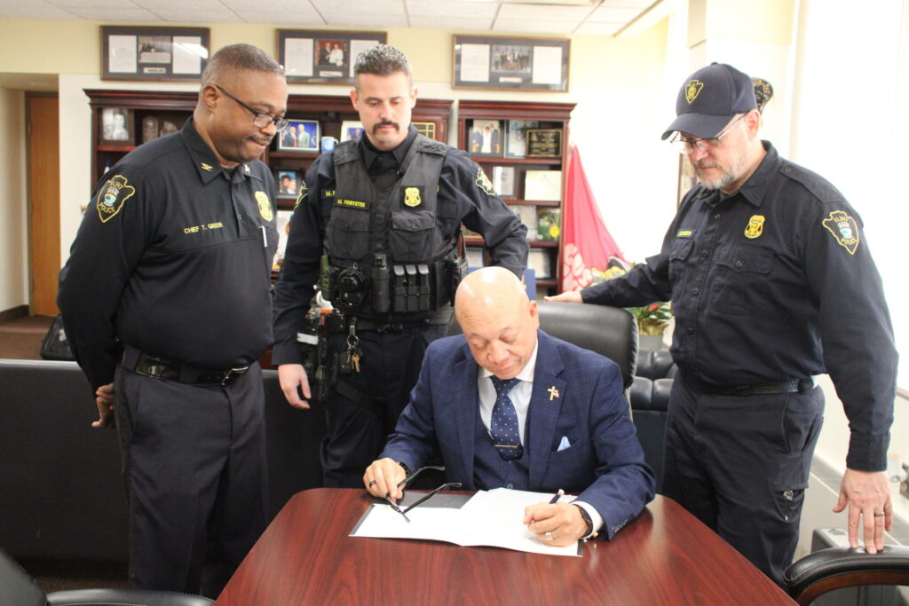 Flint City Council Approves New Labor Agreement with Police Union