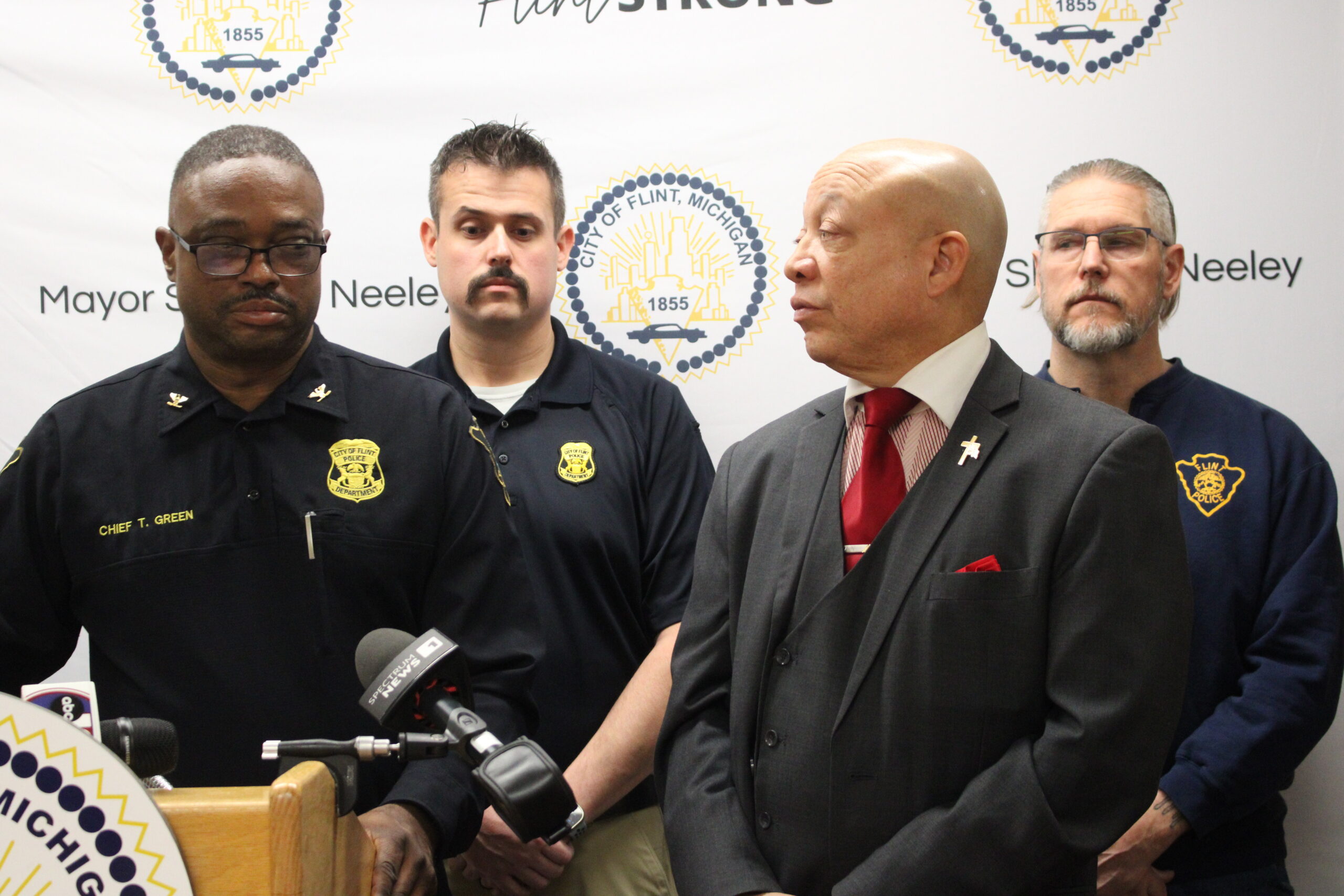 Flint City Council delays vote on police pay raise agreement