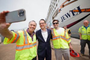 Governor Shapiro Marks Norwegian Jewel’s Return to Philadelphia Port