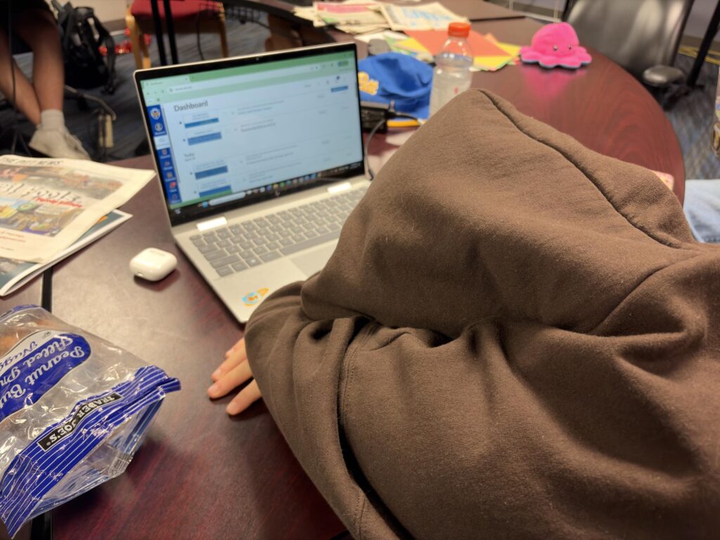 Pitt Students Face Burnout as Finals Approach: Tips for Management