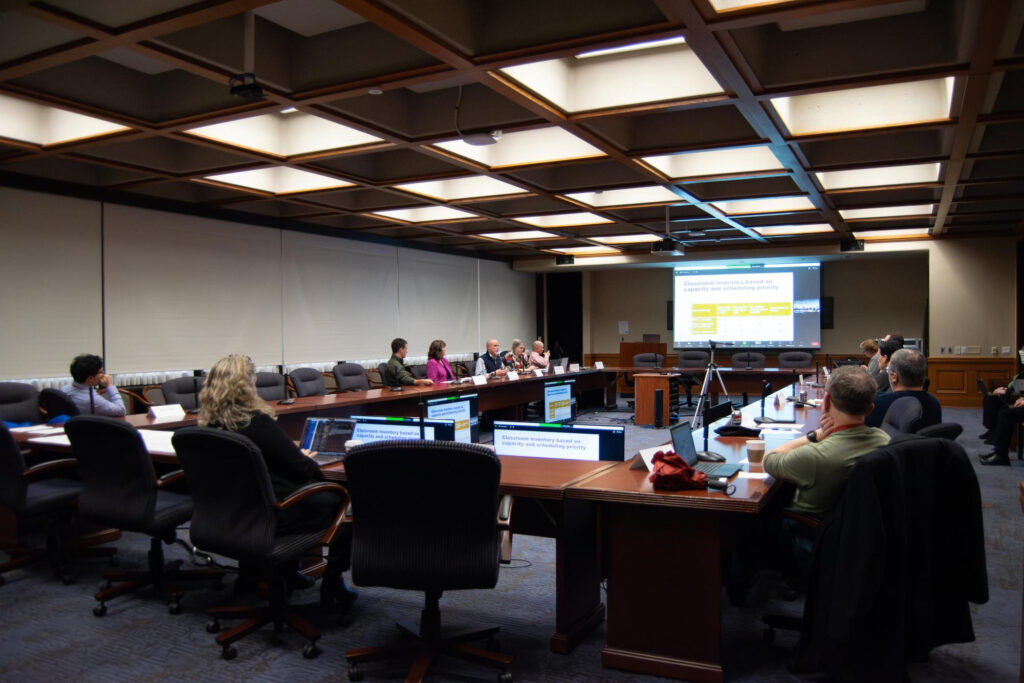 University Senate Discusses NFL Draft, AI, and Network System Changes