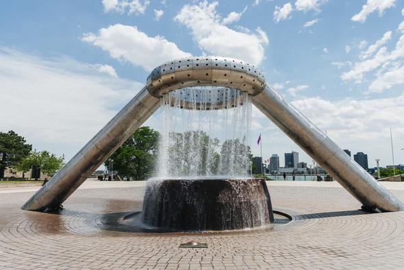 Detroit Prepares for Extreme Heat with Cooling Centers and Safety Tips[embed]https://www.youtube.com/watch?v=KB808gDU22o[/embed]