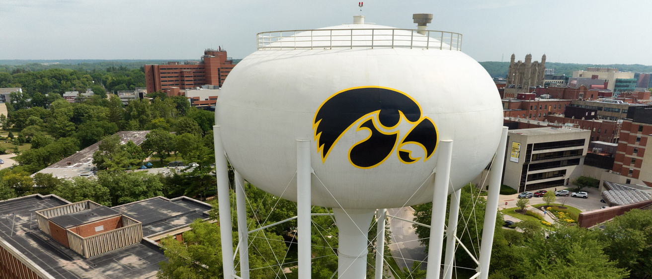 University of Iowa to Dismantle Hawkins Drive Water Tower in July