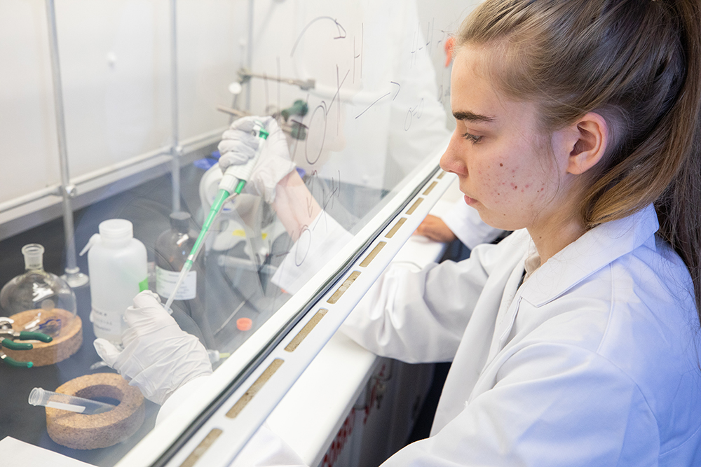 NAU Receives .76M NIH Grant to Fund 20 Doctoral Students