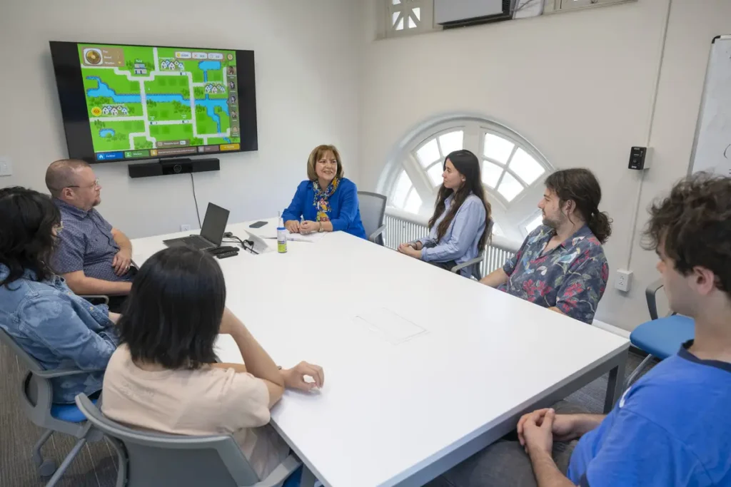 CMU: Envisioning Human-AI Teamwork CMU: Envisioning Human-AI Teamwork