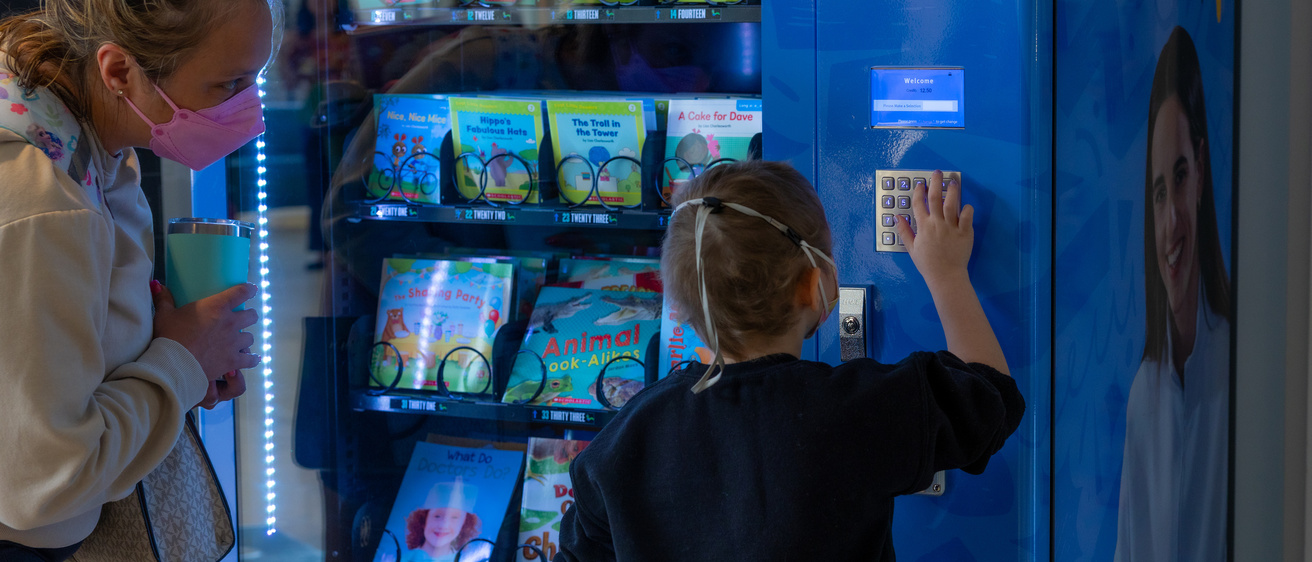 Caitlin Clark Foundation Donates Book Vending Machine to Children’s Hospital