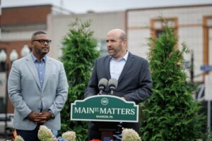 Shapiro-Davis Awards Sharon Main Street Designation, Funding Boost