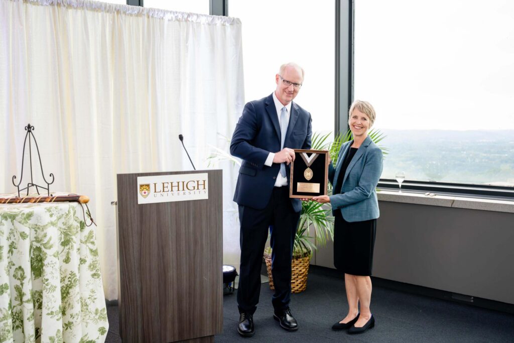 Hojnoski Honored for Strengthening Research-Practice Link at College Event Hojnoski Honored for Strengthening Research-Practice Link at College Event