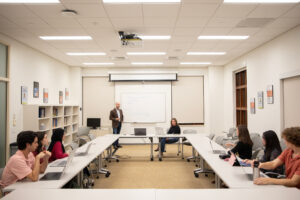 UVA Politics Honors Students Design Exit Poll for Election Day