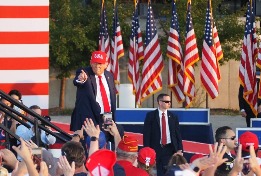 Iowa Politics in Motion: Trump’s Return, Candidate Debates, and a Voter Mobilization Push Shape the 2026 Midterms