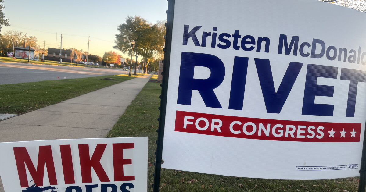 Michigan’s Final Midterm Push: Both Parties Race to Get Voters to the Polls Before November 3 Michigan’s Final Midterm Push: Both Parties Race to Get Voters to the Polls Before November 3