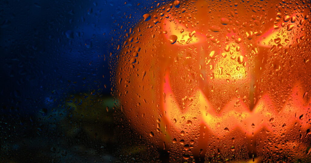 Phoenix Could See Its First Rainy Halloween Since 1987 — Here’s the Forecast Phoenix Could See Its First Rainy Halloween Since 1987 — Here’s the Forecast